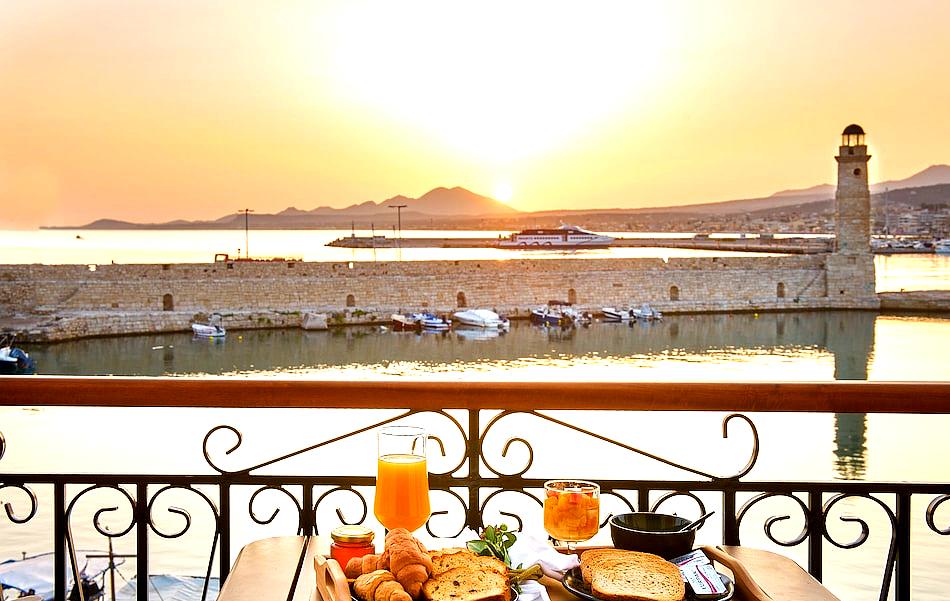 Vista Del Porto Luxury Suites